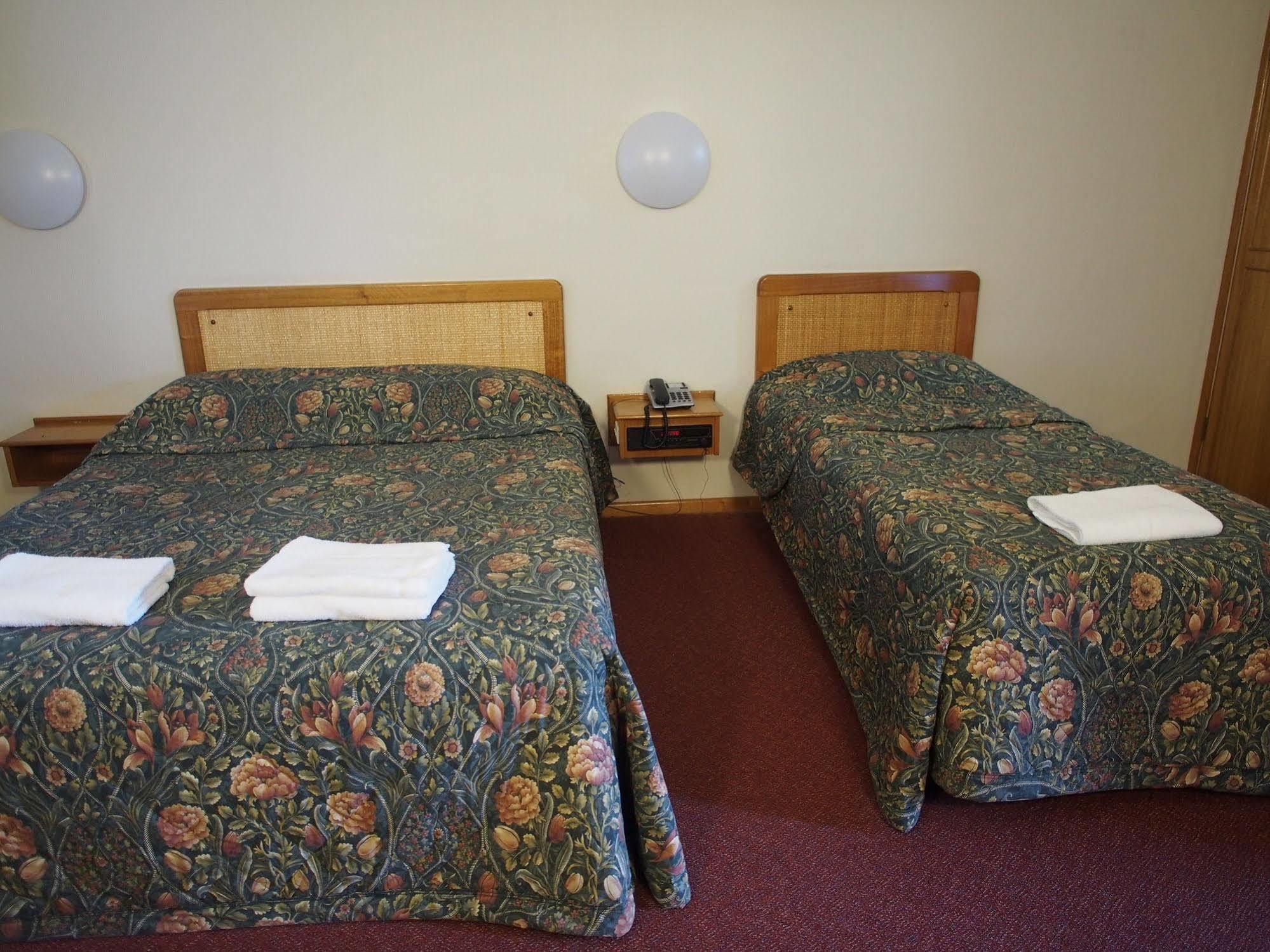 Ascot Motor Inn Hornsby Exteriör bild